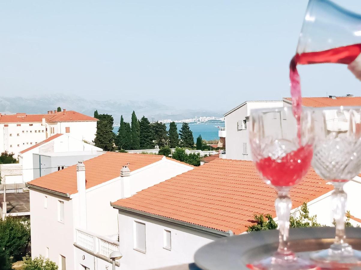 Appartement Barba Luka, Near Beach, Beautiful Views à Kaštela Extérieur photo