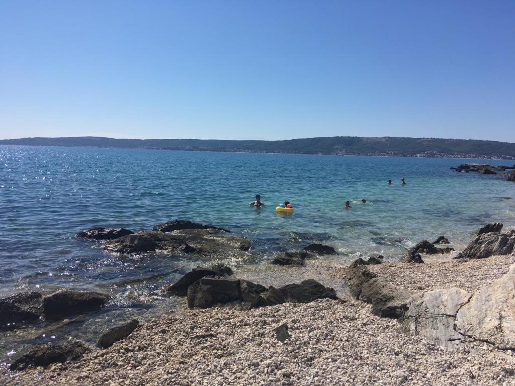 Appartement Barba Luka, Near Beach, Beautiful Views à Kaštela Extérieur photo